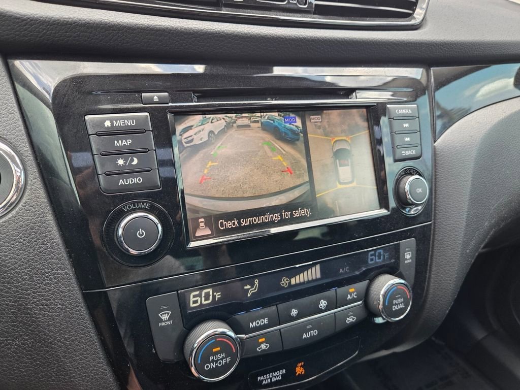 Used 2021 Gun Metallic Nissan SL image 35
