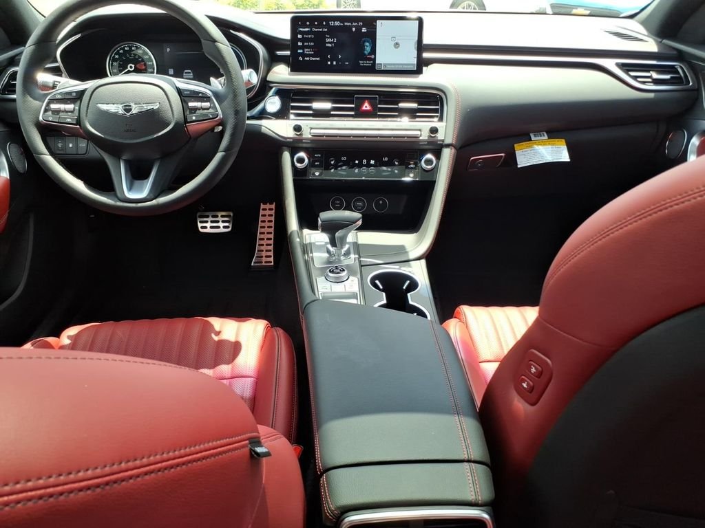 New 2026 Silver Genesis 3.3T Sport Prestige image 11