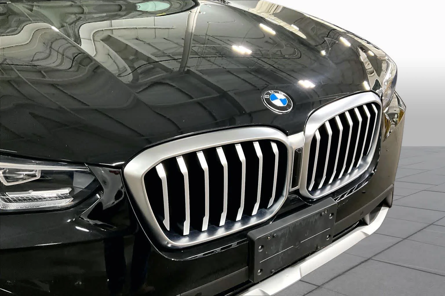 Used 2022 Black Sapphire Metallic BMW xDrive30i image 30