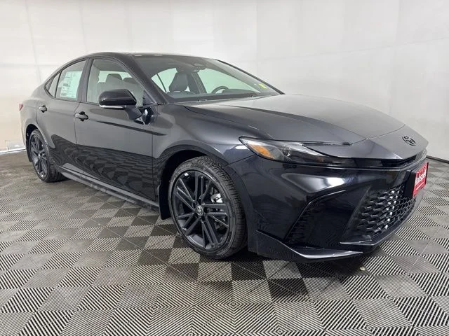 定価10万円程　2026 lateforwrap ALIVE セミドライ　L New 2026 Toyota Camry Nightshade AWD NIGHTSHADE AWD in Kalispell