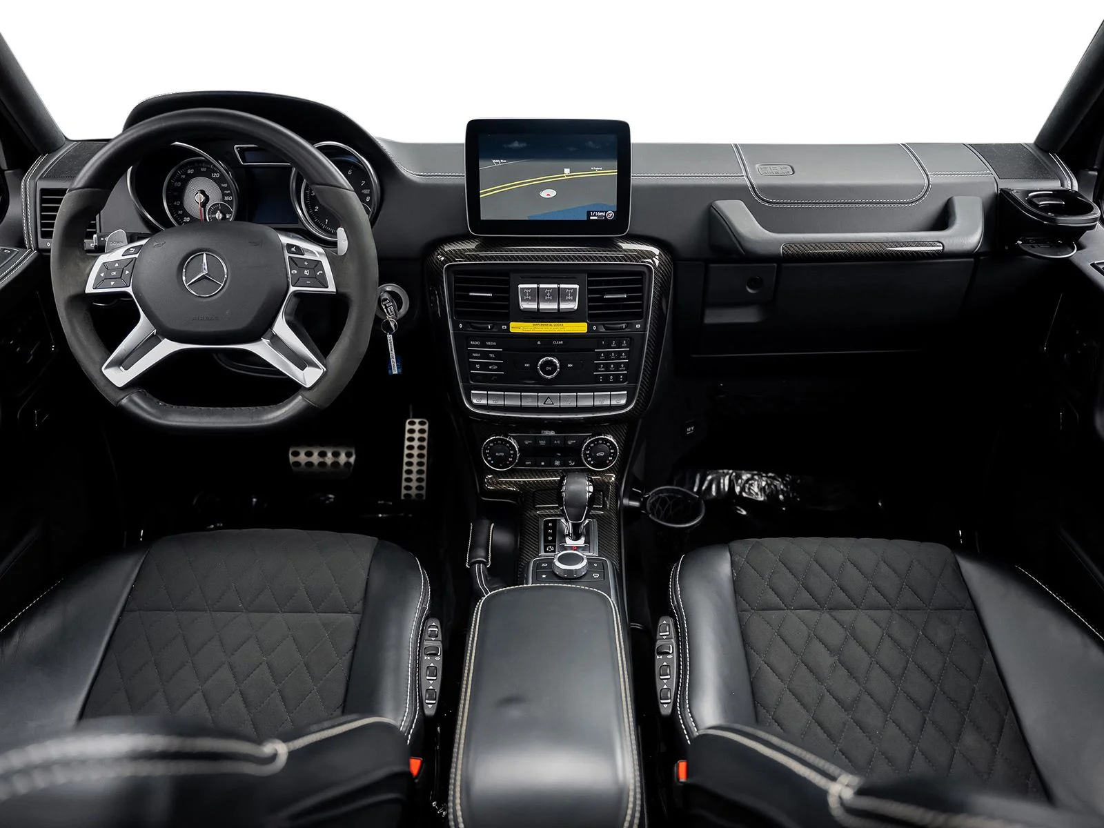 Used 2017 White Mercedes-Benz G 550 Squared image 45