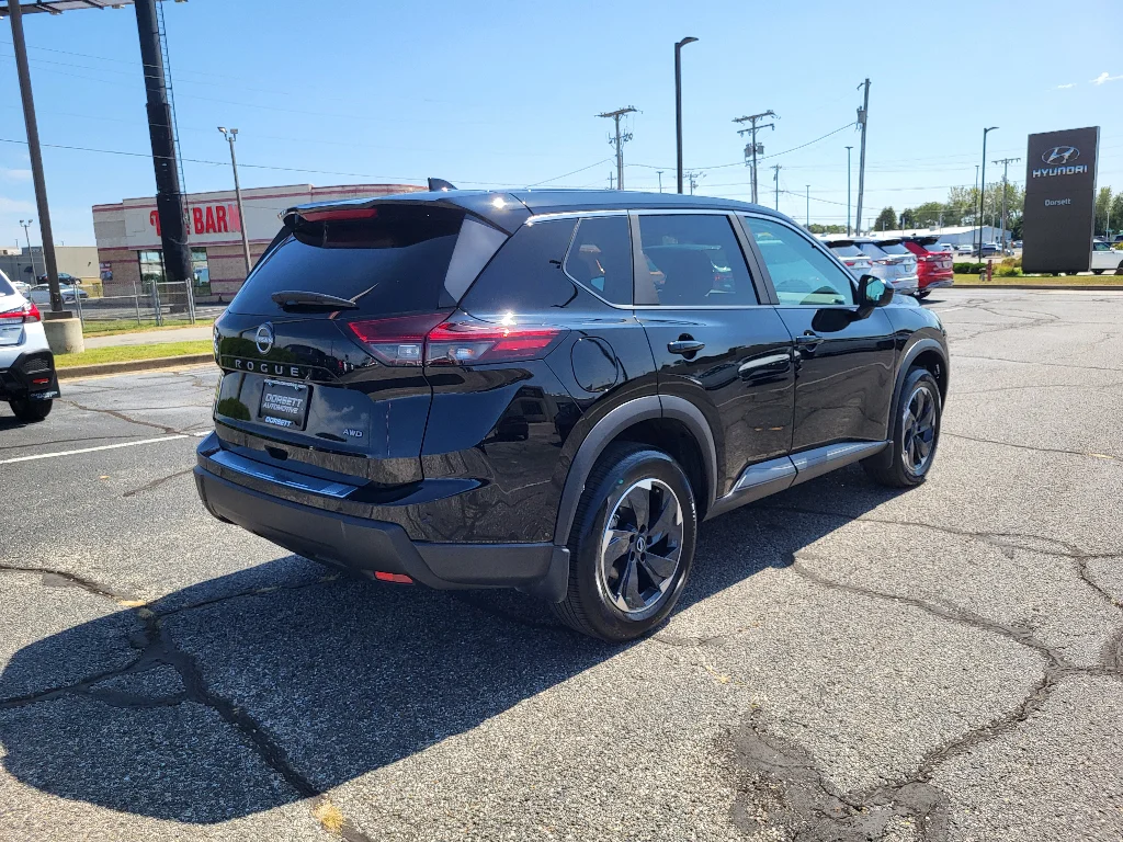 Used 2026 Super Black Nissan SV image 6