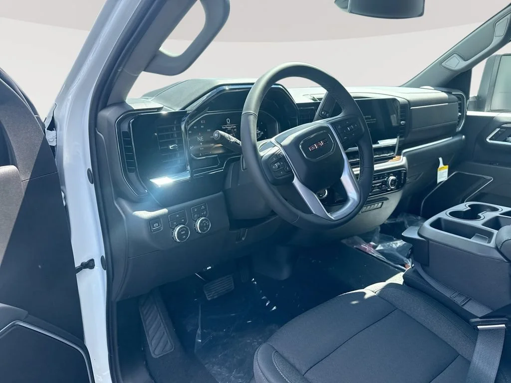 New 2026 Summit White GMC SLE image 10