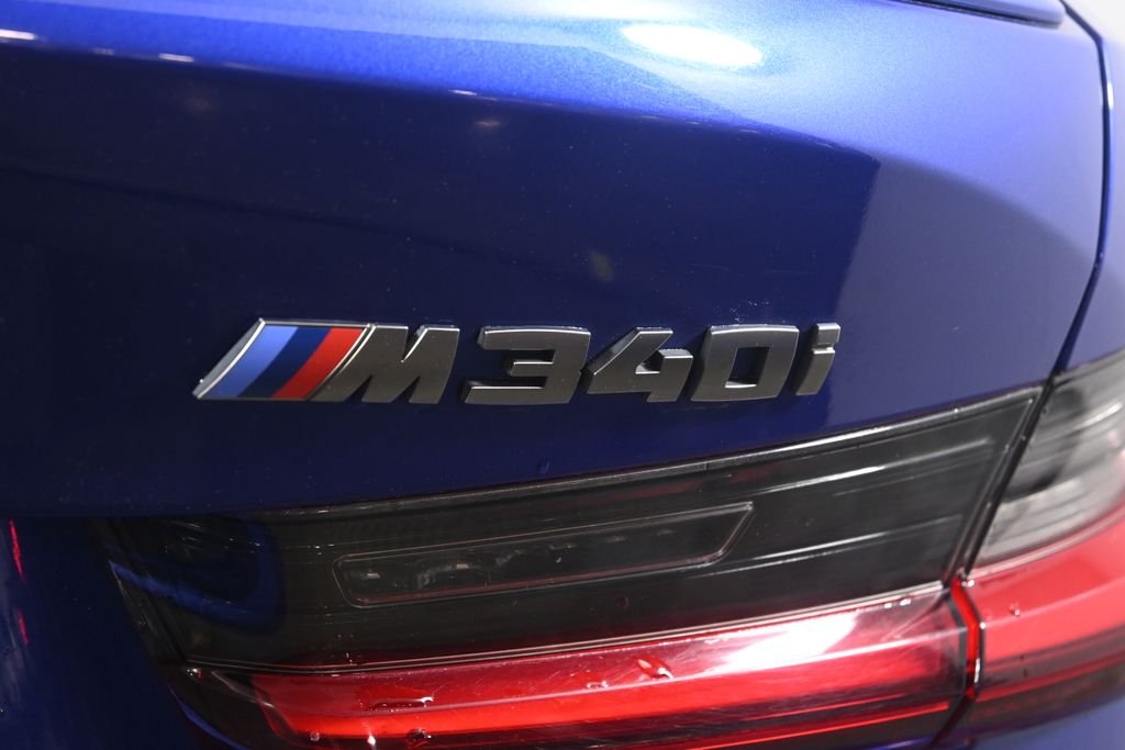 Used 2022 Blue Metallic BMW M340i xDrive image 38