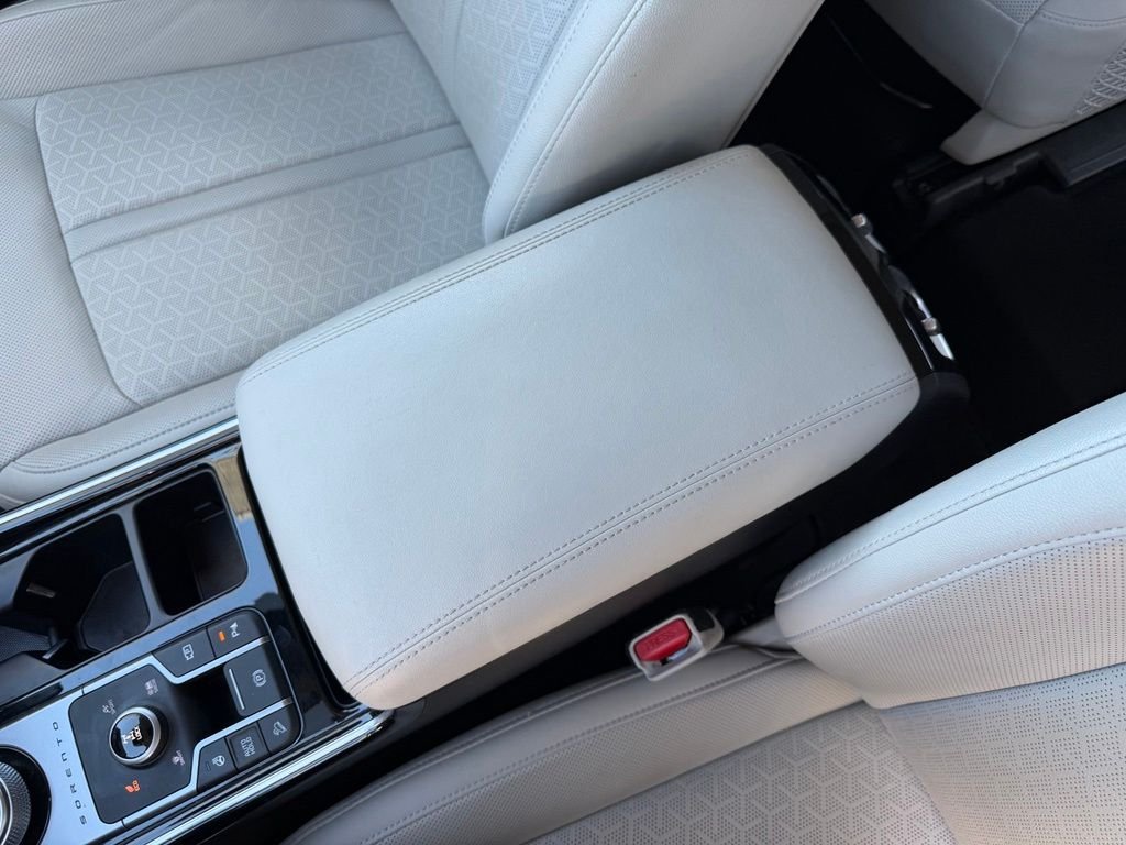 Used 2023 Aurora Black Kia SX Prestige image 28
