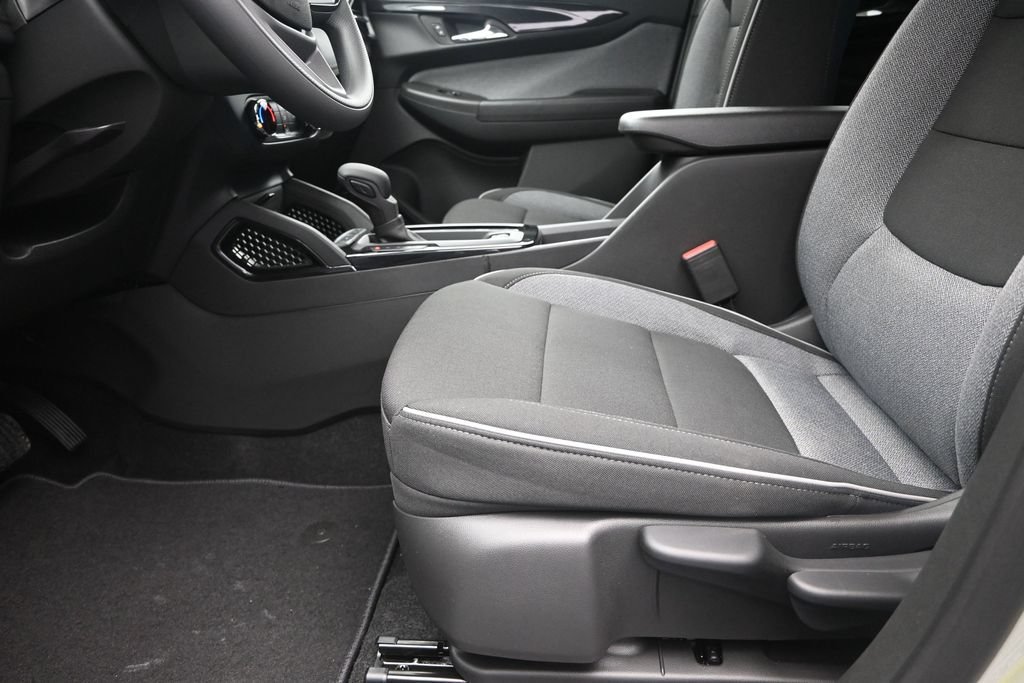 2026 Chevrolet Trailblazer LS - Photo 13