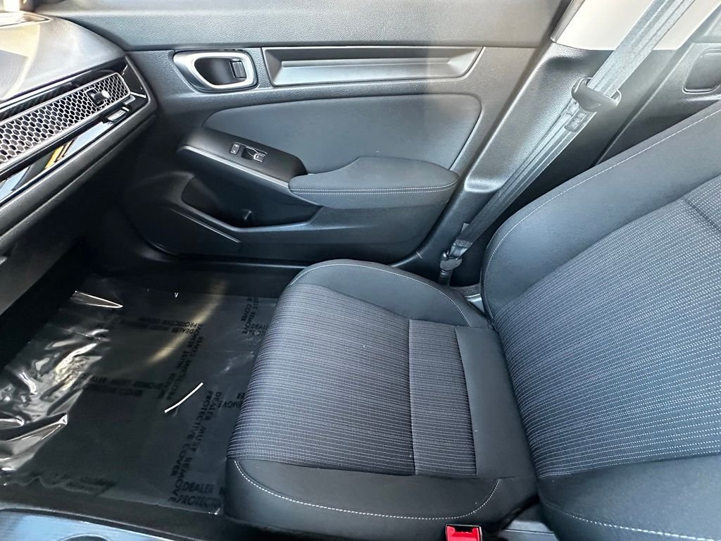 Used 2024  Honda LX image 31