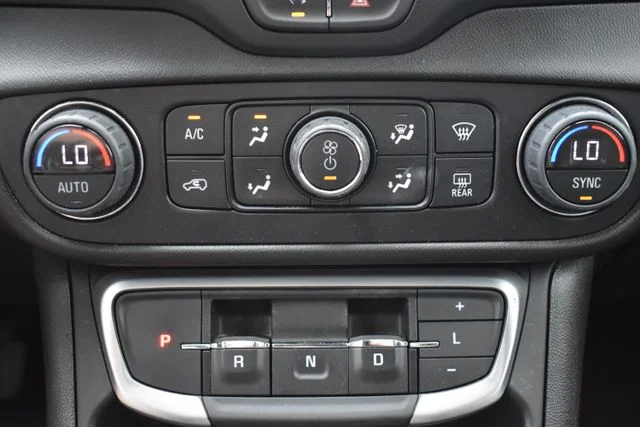 Used 2024 Black GMC SLT image 33