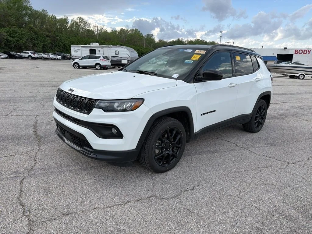 2023 Jeep Compass Altitude 4X4's photo