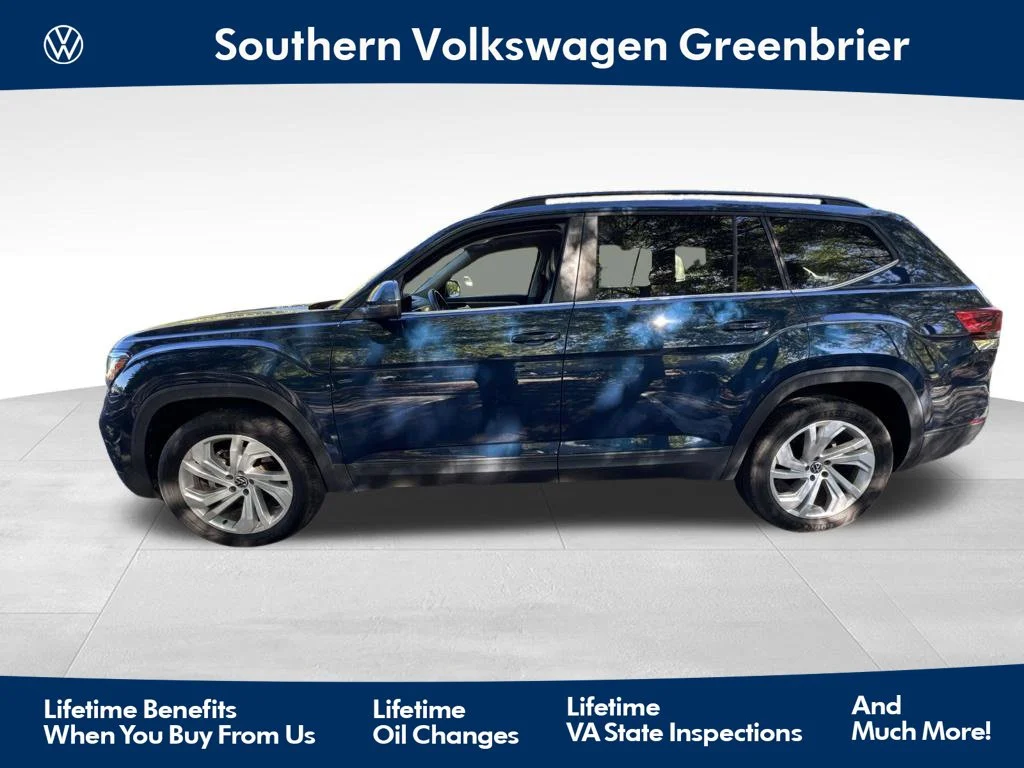 Used 2021 Blue Volkswagen 3.6L V6 SE w/Technology image 1