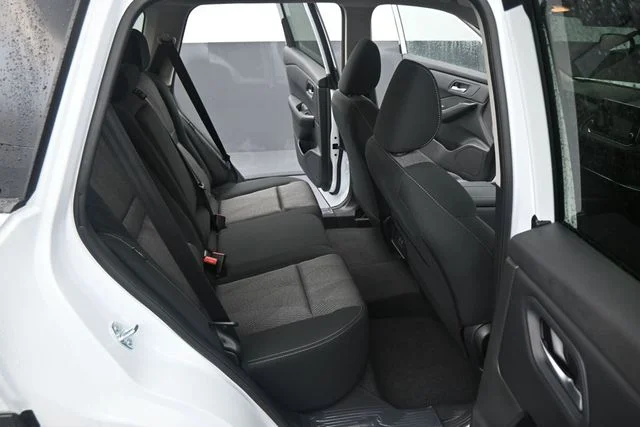 New 2026 Everest White Pearl TriCoat Nissan SV image 15