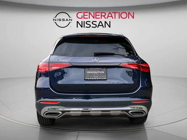 Used 2023 Blue Mercedes-Benz GLC 300 image 5