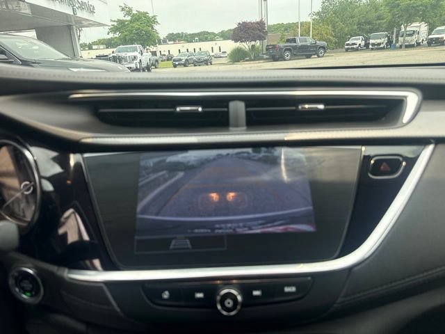 Used 2023 Summit White Buick Preferred image 18