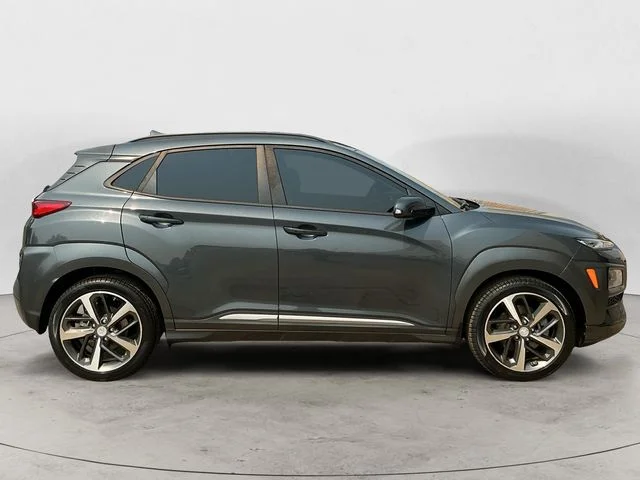 Used 2019 Gray Hyundai Ultimate image 4
