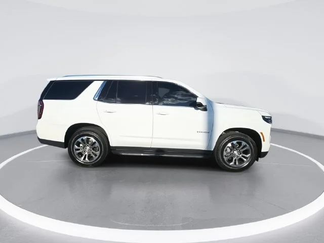 Used 2026 White Chevrolet LT image 9