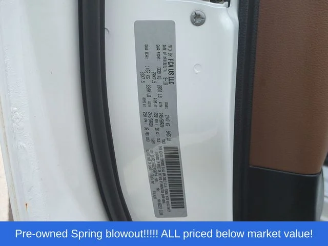 Used 2020 White Chrysler Limited image 38