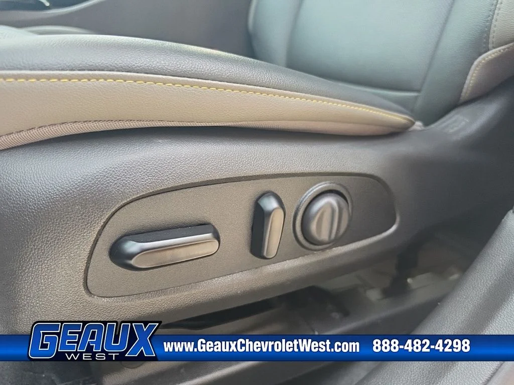 Used 2025 Gray Chevrolet ACTIV image 19