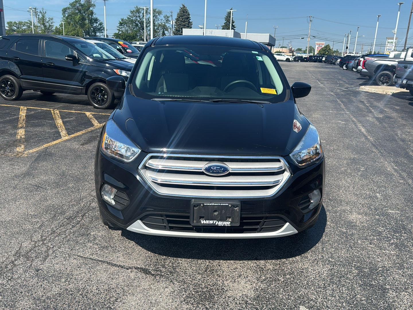 Used 2019 Agate Black Ford SE image 2