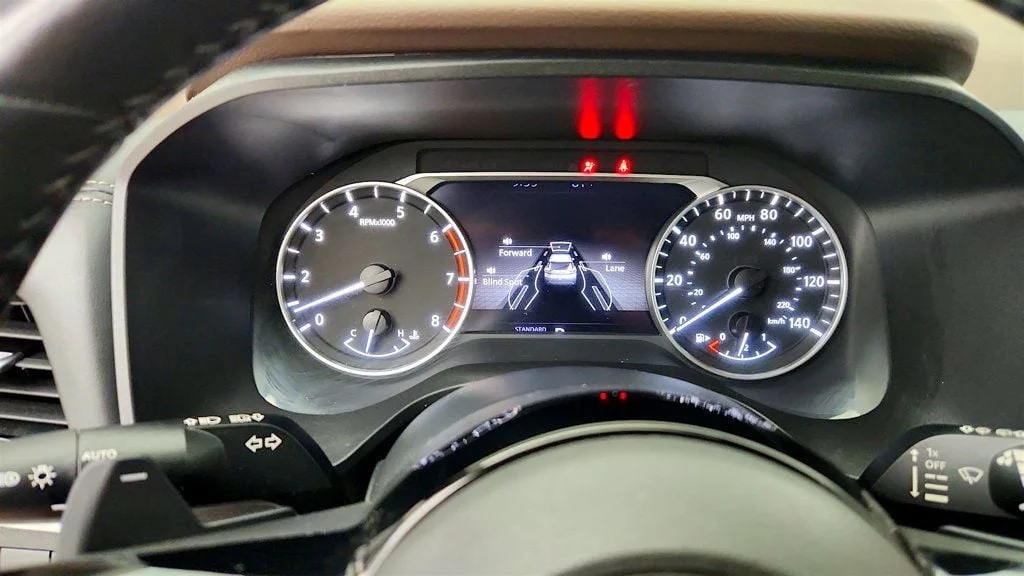 Used 2023 Gun Metallic Nissan FWD SL image 16