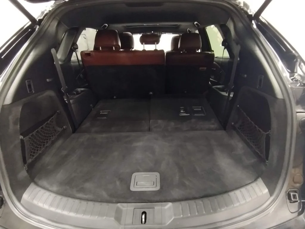 Used 2017 Black Mazda Signature image 18