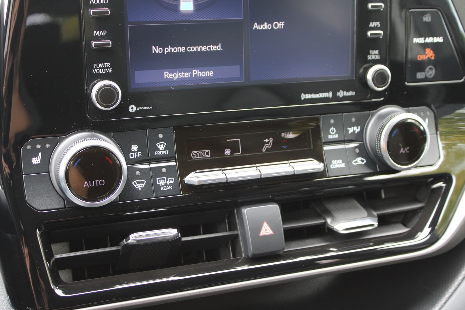 Used 2022 Black Toyota XLE image 31