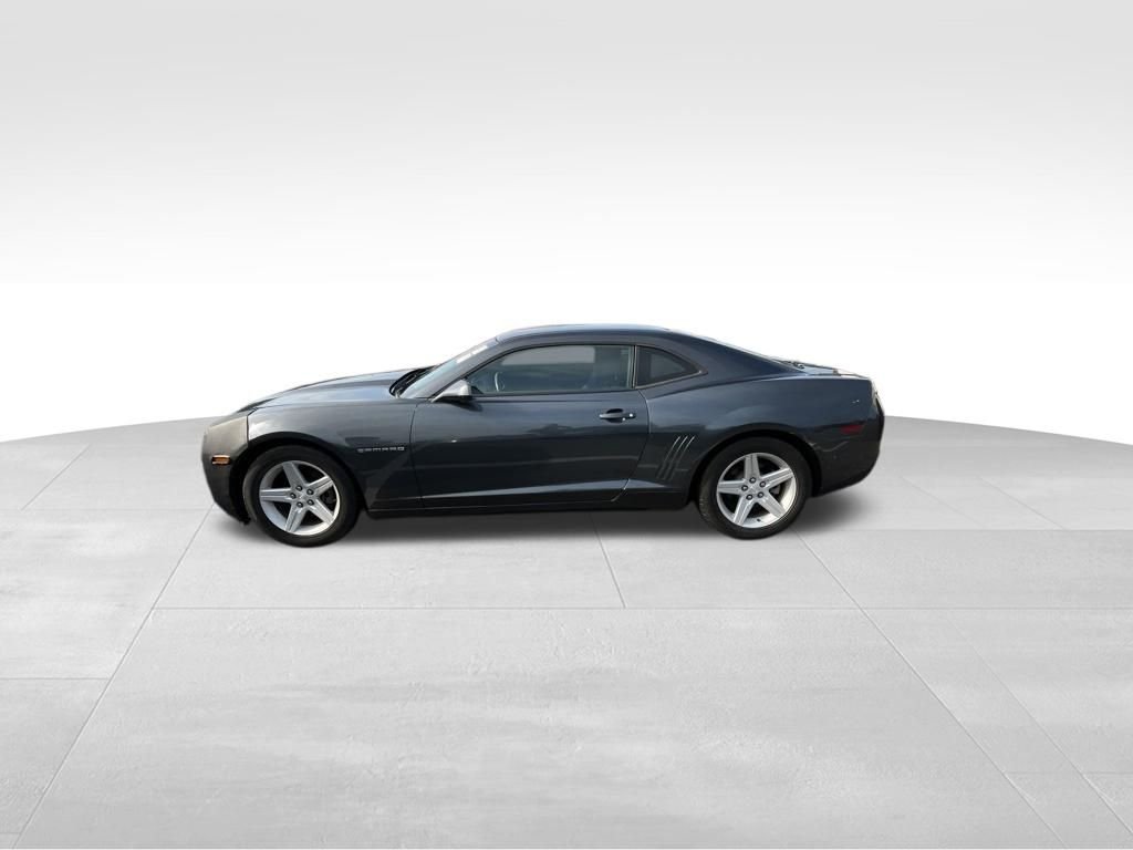 Used 2011 Gray Chevrolet 1LT image 4