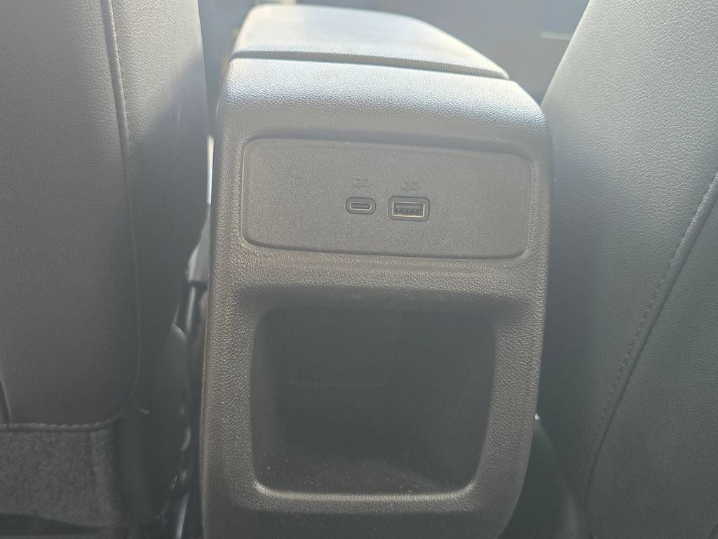 Used 2024 Summit White Chevrolet LT image 14
