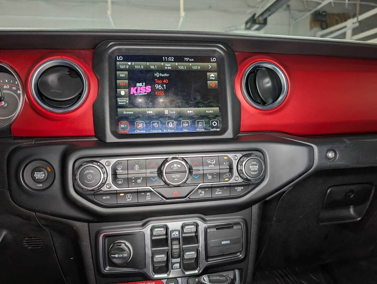Used 2020 Firecracker Red Clearcoat Jeep Rubicon image 37