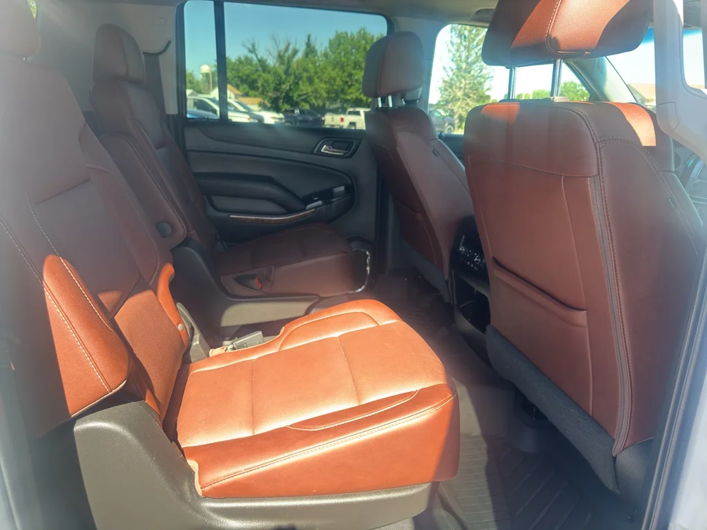Used 2019 Summit White Chevrolet Premier image 19