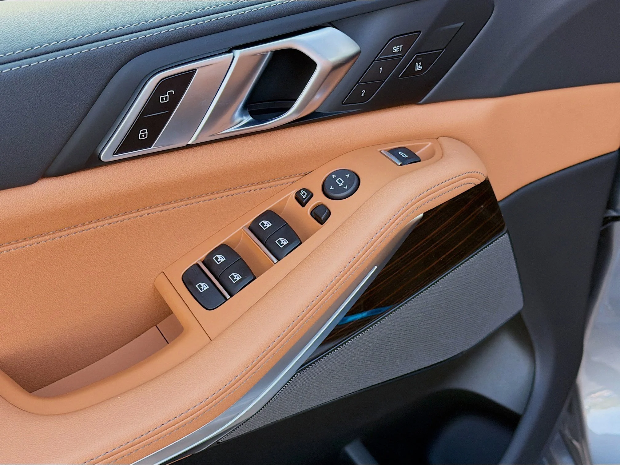 New 2026 Skyscraper Grey Metallic BMW xDrive40i image 22