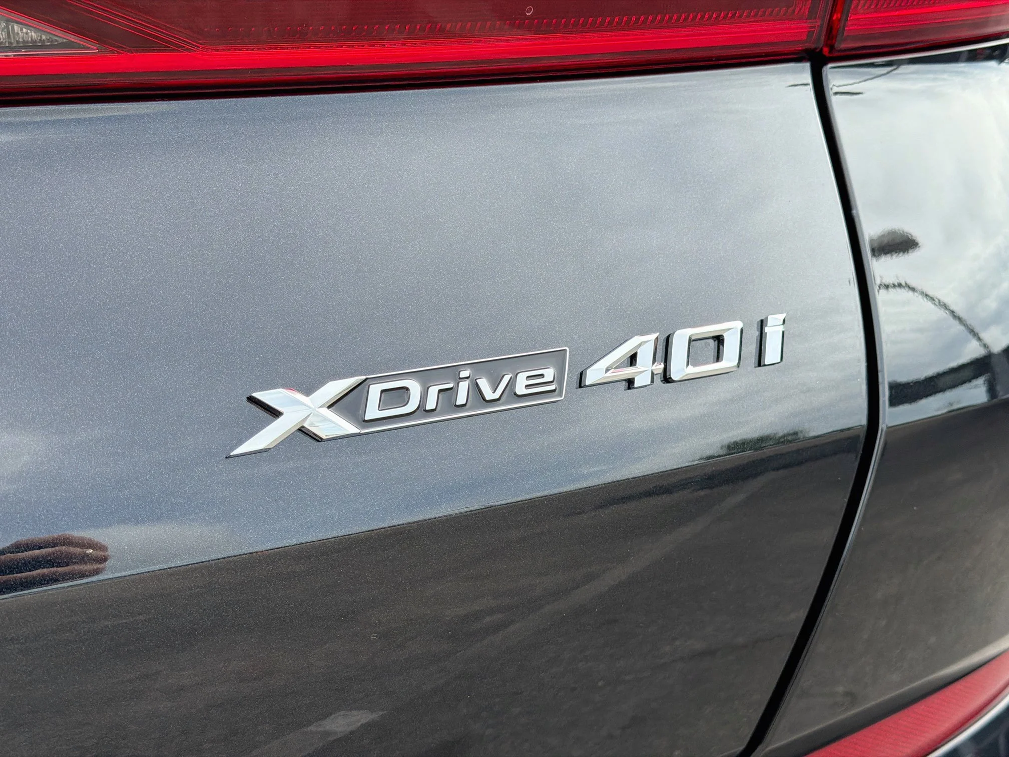 New 2027 Black Sapphire Metallic BMW xDrive40i image 11