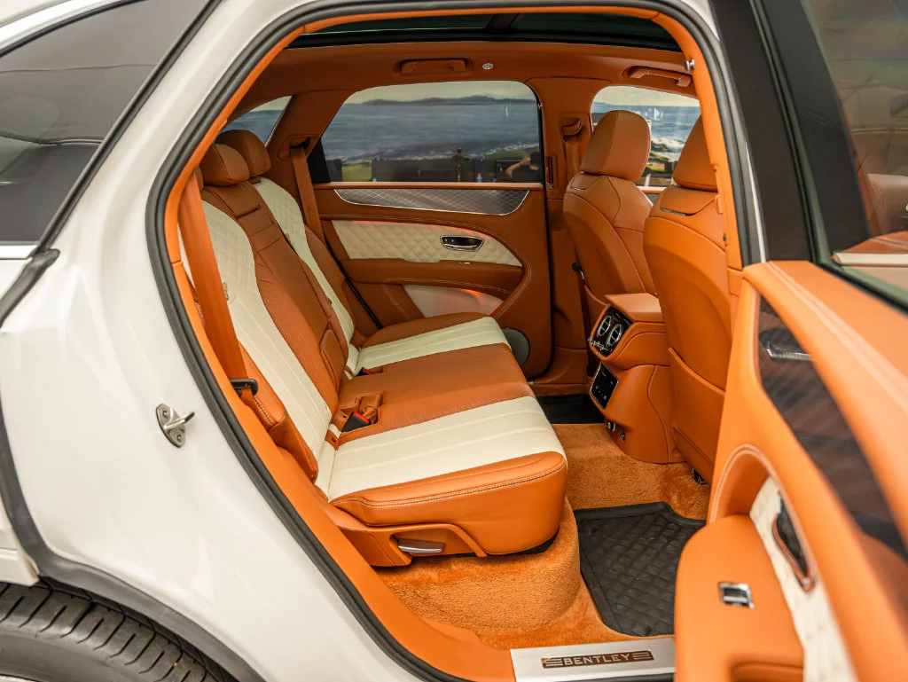 Used 2022 White Bentley V8 image 60
