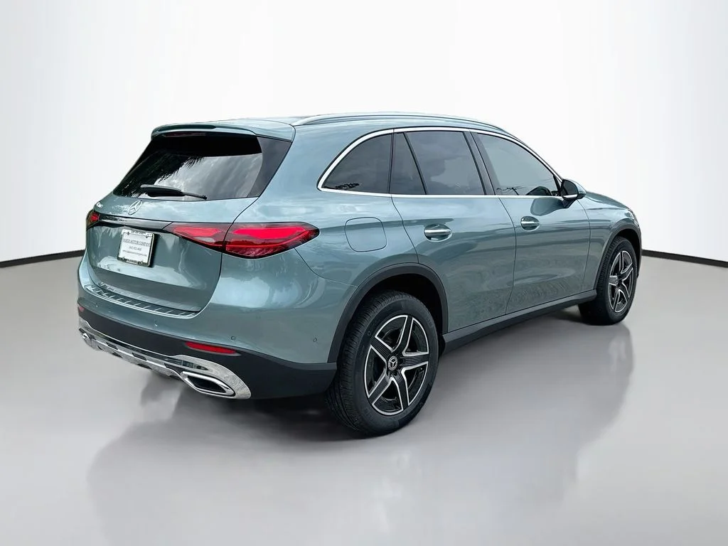 New 2026  Mercedes-Benz GLC 300 image 9