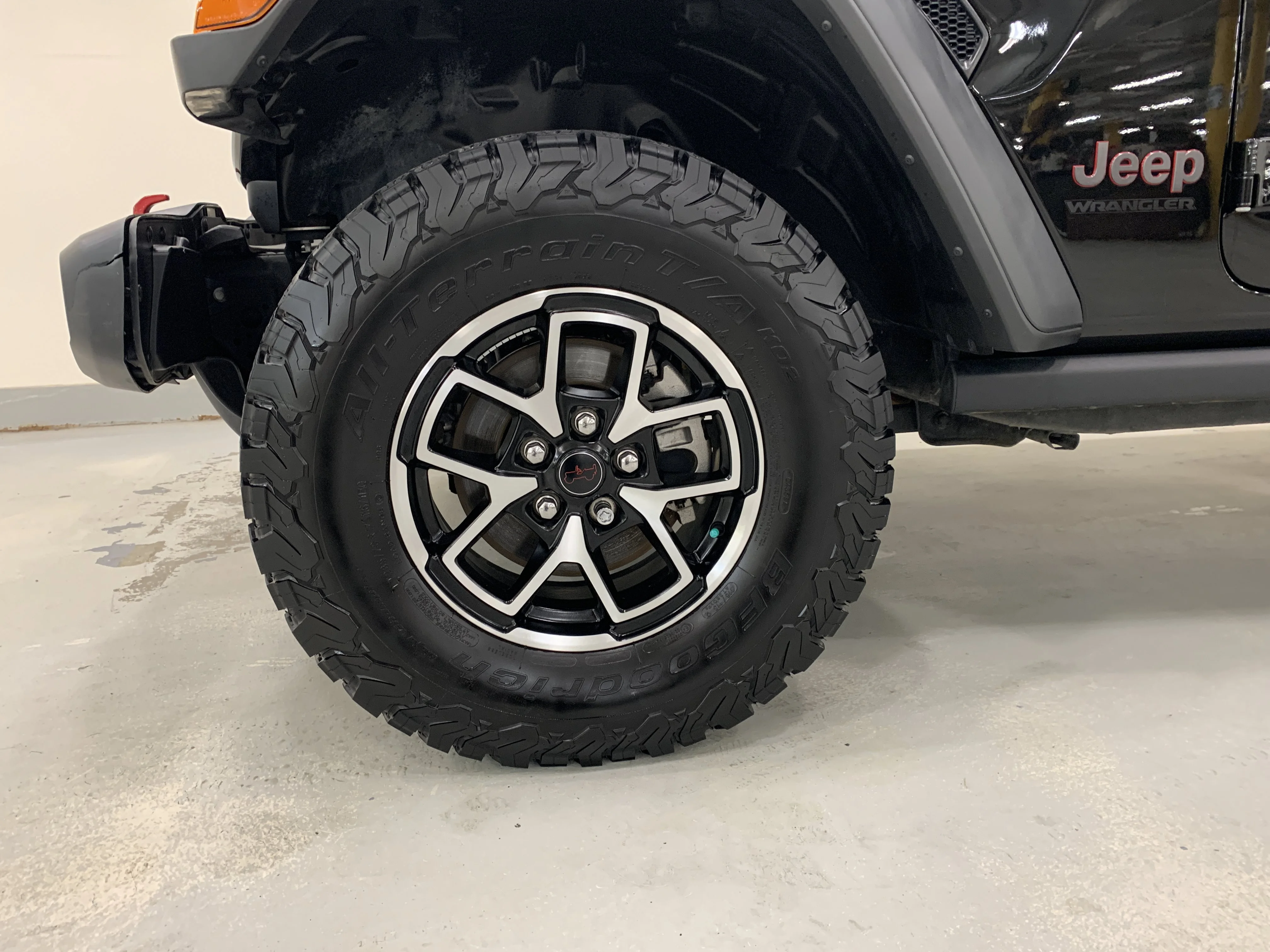 Certified Used 2024 Black Jeep Rubicon * V6 * Available Until Exported to USA image 5
