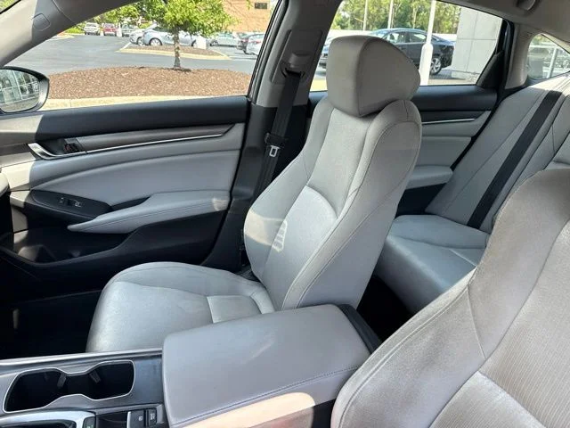 Used 2018 Gray Honda LX image 8