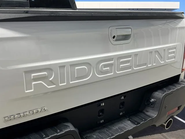 New 2026 Platinum White Pearl Honda Black Edition image 6