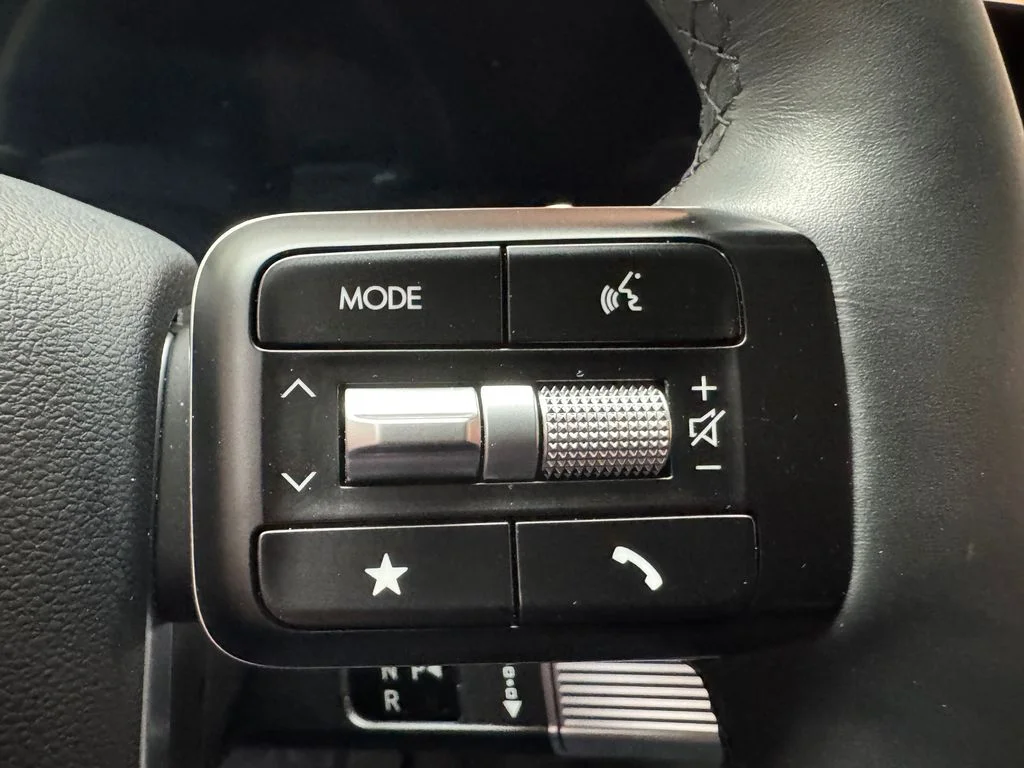 Certified Used 2025 White Hyundai SE image 16
