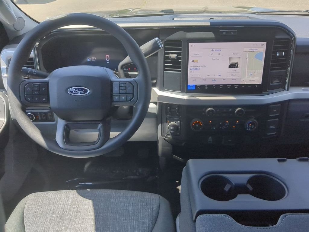 2025 Ford F-350 Super Duty XLT - Photo 56