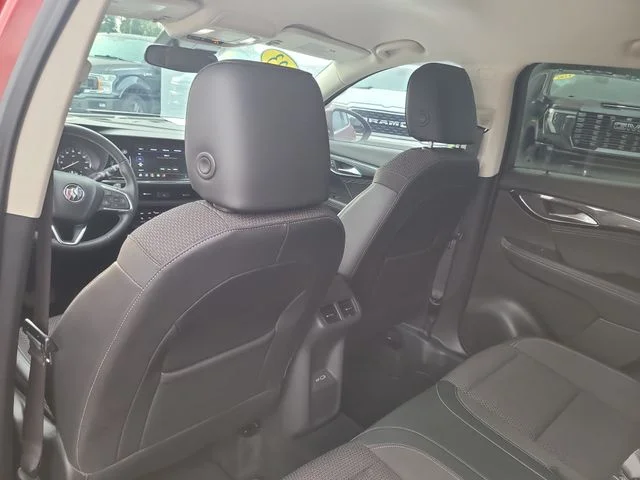 Used 2023  Buick Preferred image 13