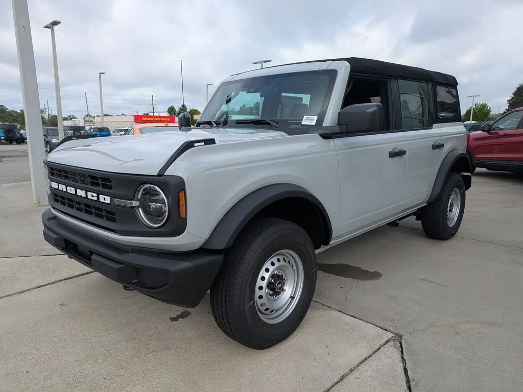 New 2026 Avalanche Gray Ford Base image 7