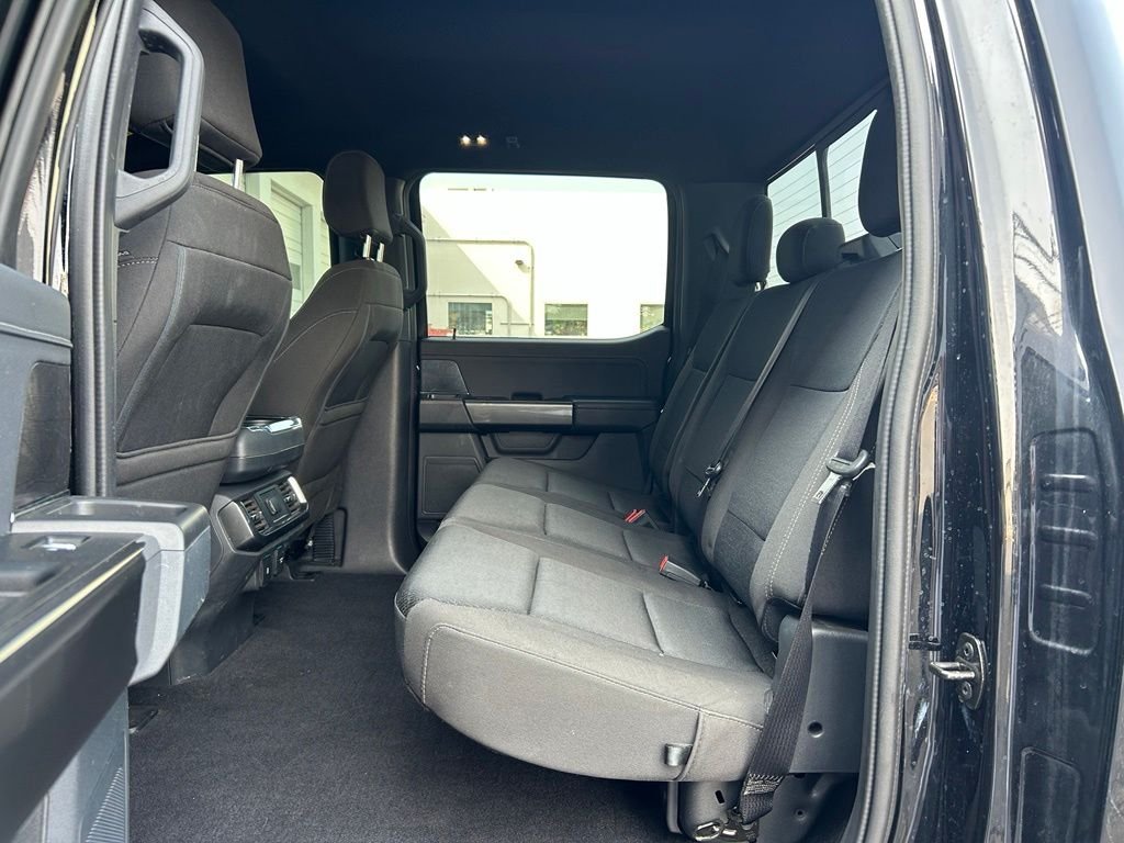 Used 2023 Black Metallic Ford XLT image 22