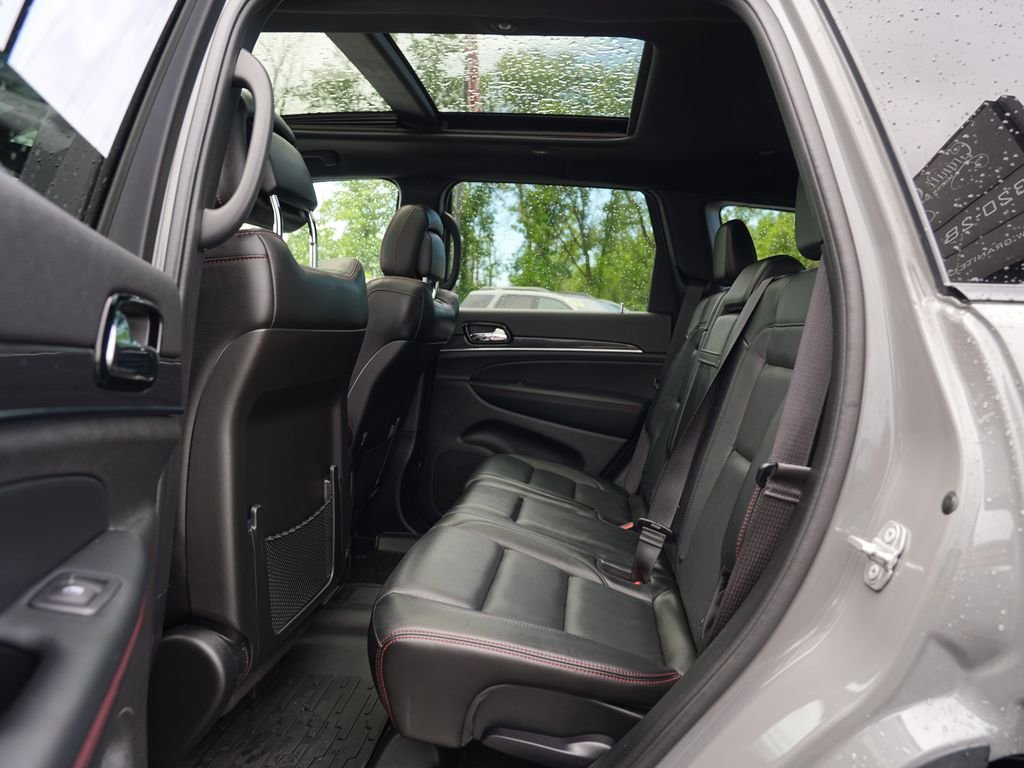 Used 2021 Gray Jeep Trailhawk image 18
