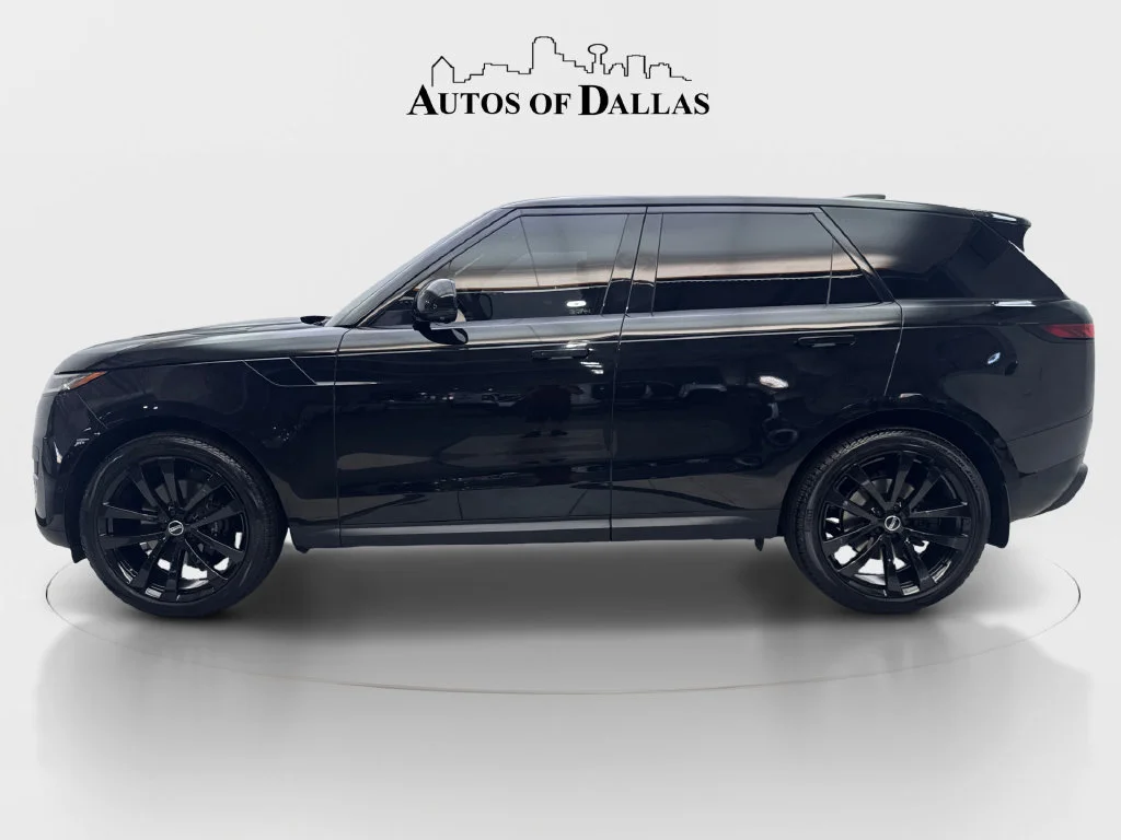 Used 2023 Black Land Rover SE image 6