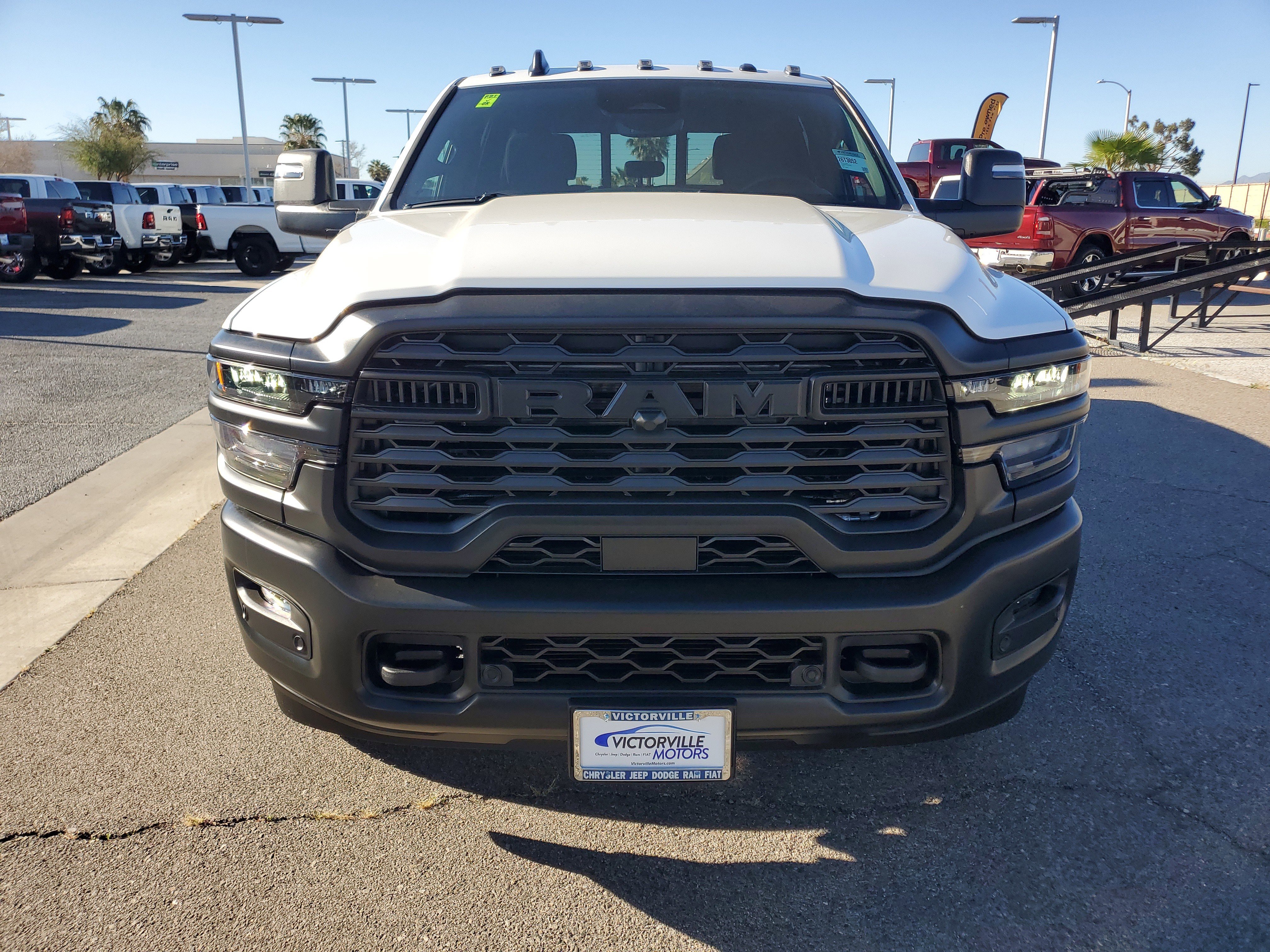 New 2026 Bright White Clear-Coat Exterior Paint RAM Tradesman image 8