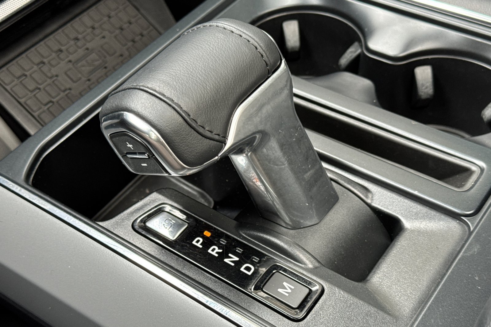 Used 2024 Avalanche Ford LARIAT image 21