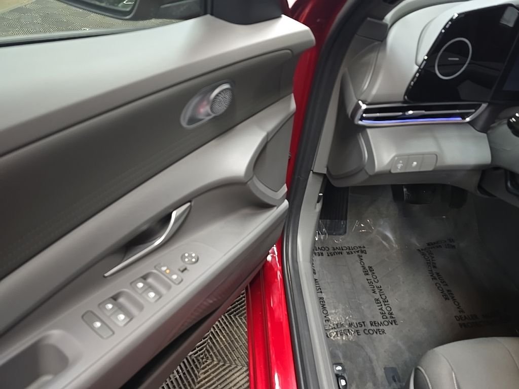 Used 2024 Red Hyundai SEL image 31