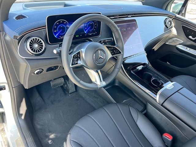 Certified Used 2025 Silver Mercedes-Benz 350 SUV image 9
