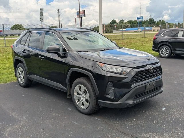 Used 2021 Midnight Black Metallic Toyota LE image 5