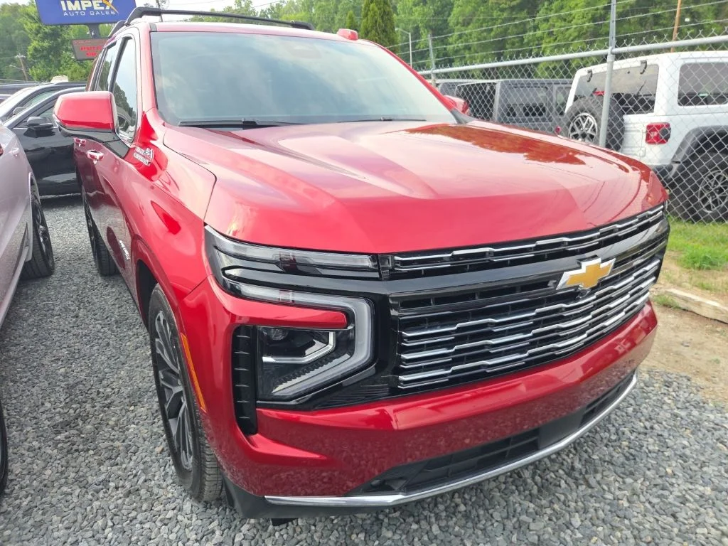 Used 2025 Red Chevrolet High Country image 2