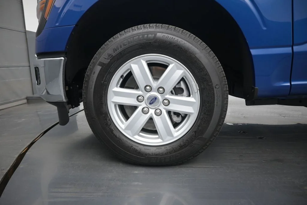 New 2026 Oxford White Ford XLT image 18